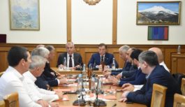 Руководителем фракции КПРФ в Народном Собрании РД восьмого созыва избран Самир Абдулхаликов Руководителем фракции КПРФ в Народном Собрании РД восьмого созыва избран Самир Абдулхаликов
